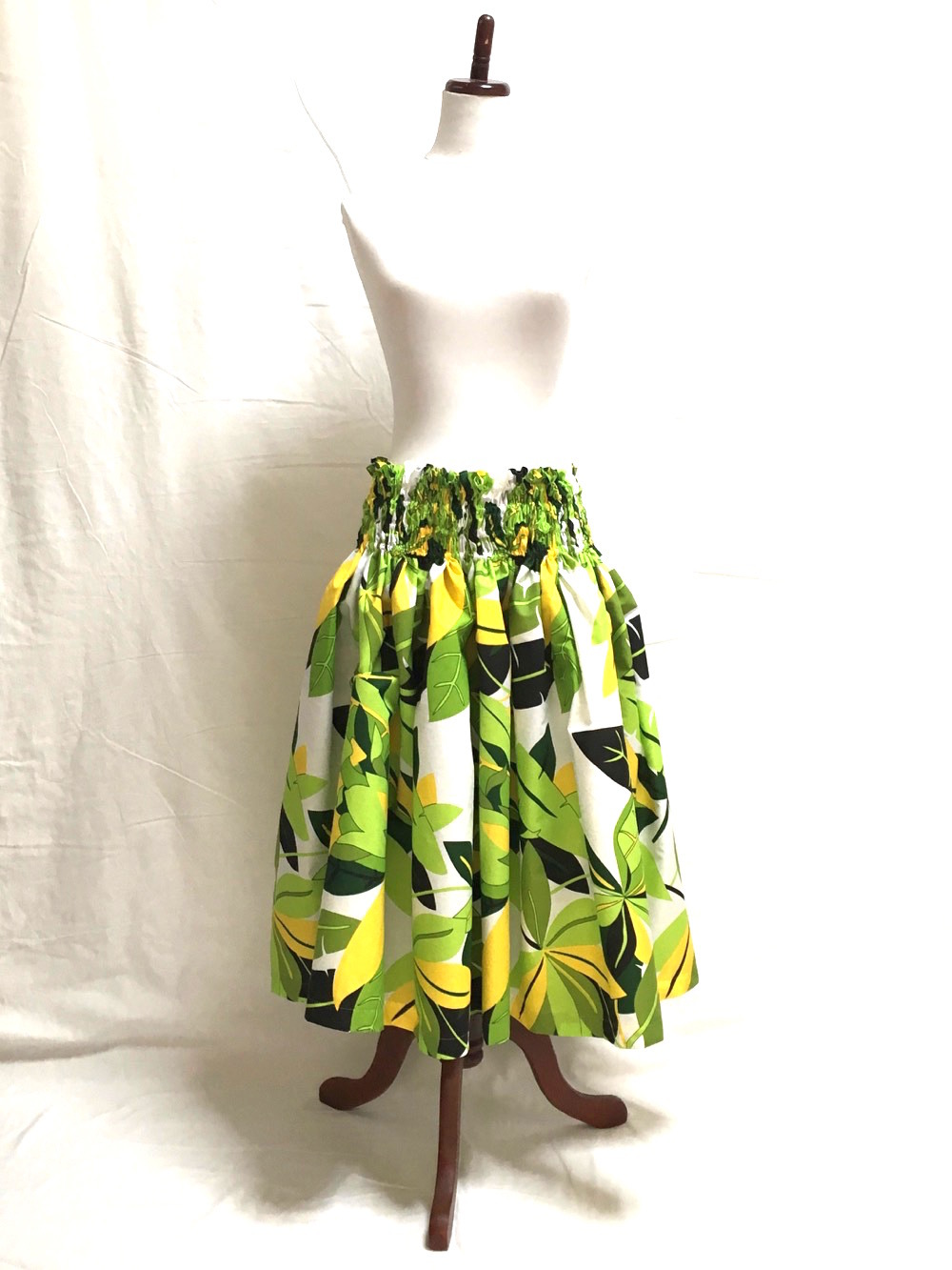 画像2: シングルパウスカート マイア柄 スカート丈７４cm グリーン