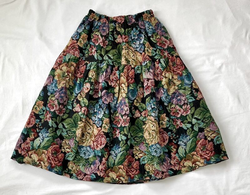 画像1: MAMARLINEセレクト ギャザー・スカート フリーサイズ コプラン花柄 ブラック